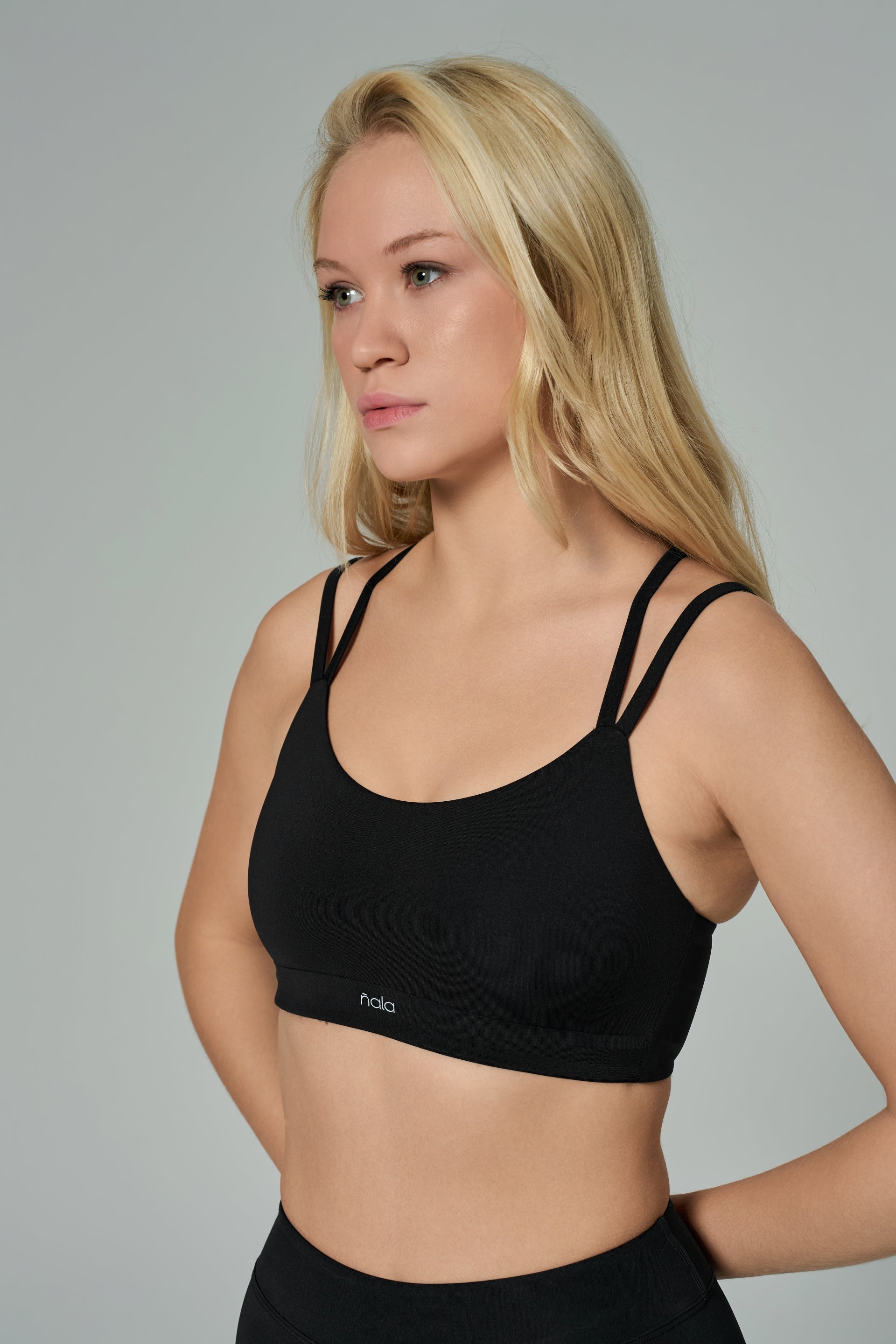 'Jennifer' Strappy Sports Bra | Black
