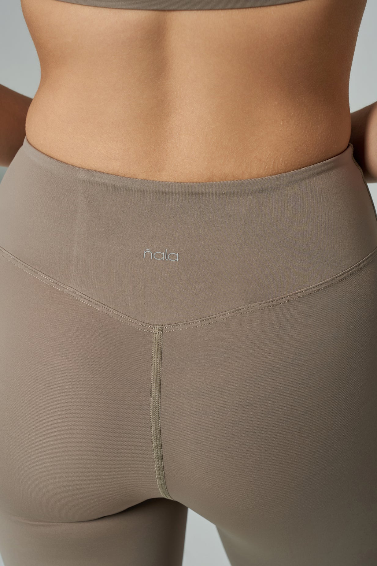 'Nicole' High Waist Leggings | Mink