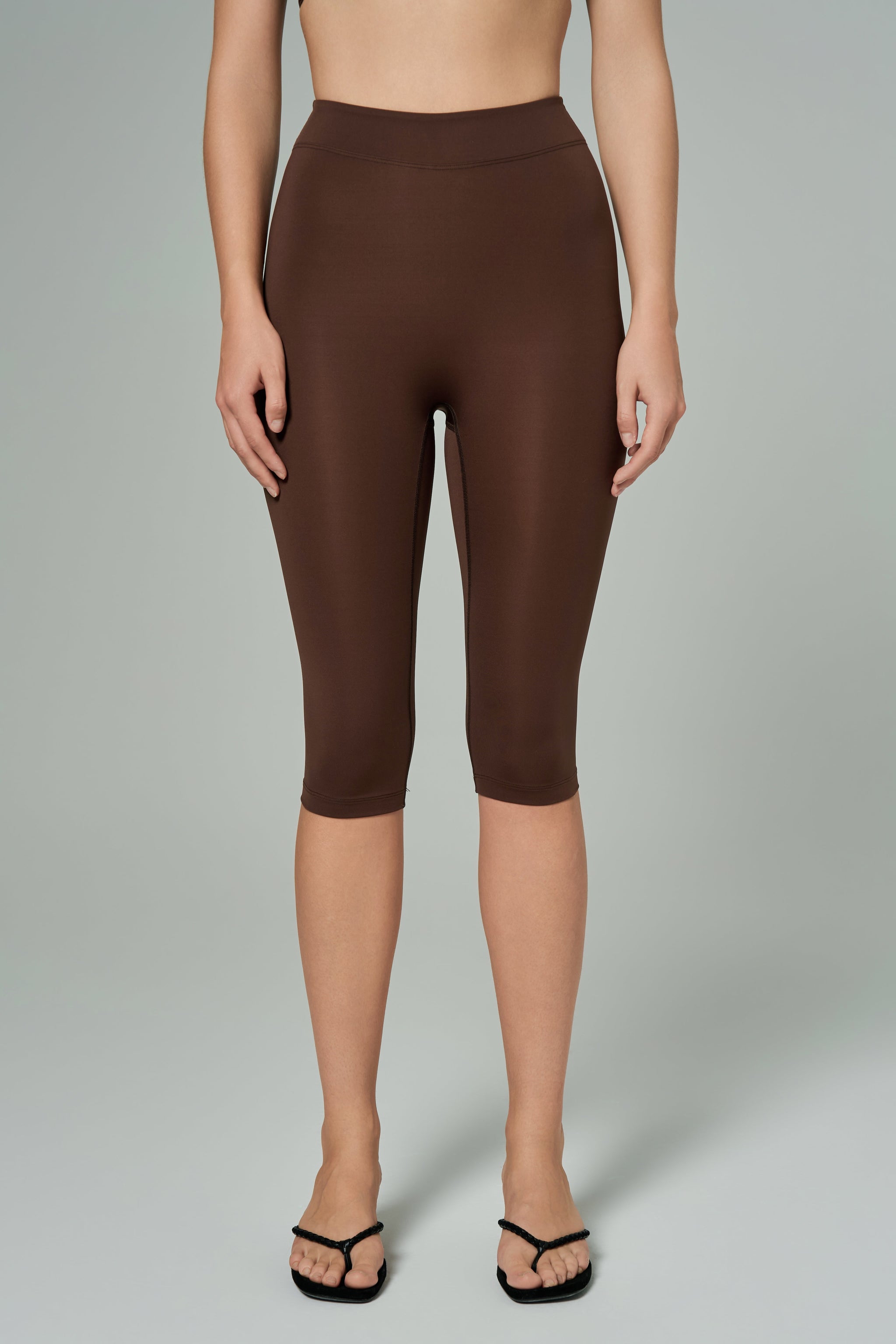 'Audrey' High Waist Capri | Brown