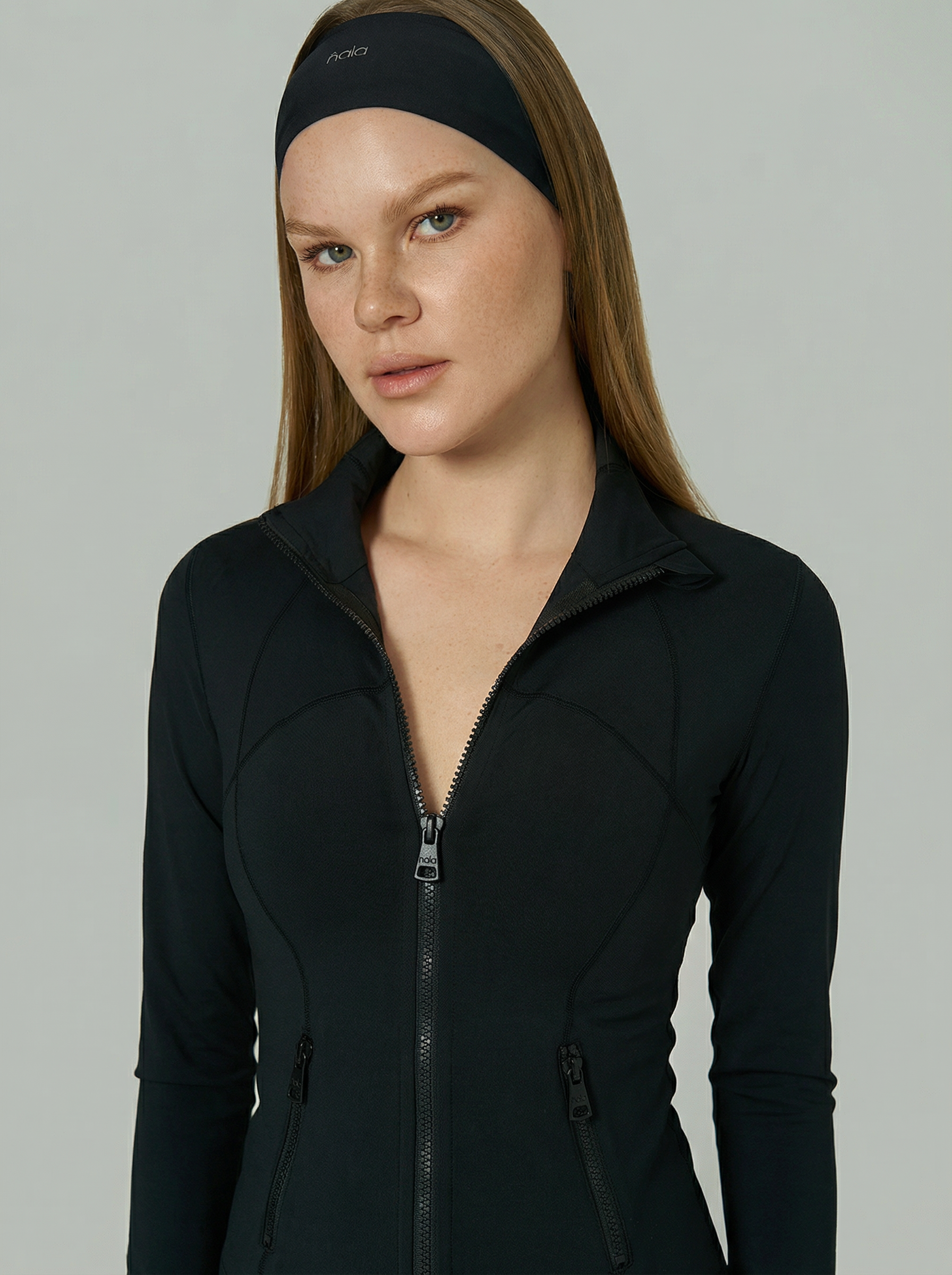 ‘Tech Contour’ Cropped Running Jacket | Black